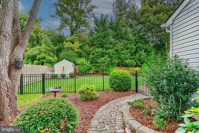 Building Photo - 1505 Westminster Ct