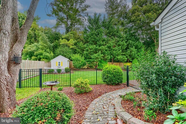 Foto del edificio - 1505 Westminster Ct