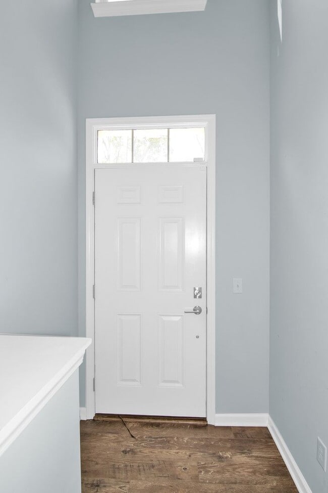 Building Photo - Experience a Spacious Modern Living at Pri...