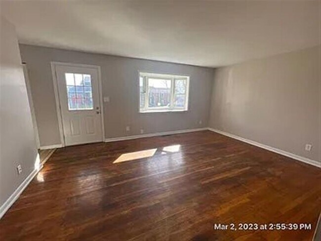 Building Photo - 6568 Portsmouth Dr