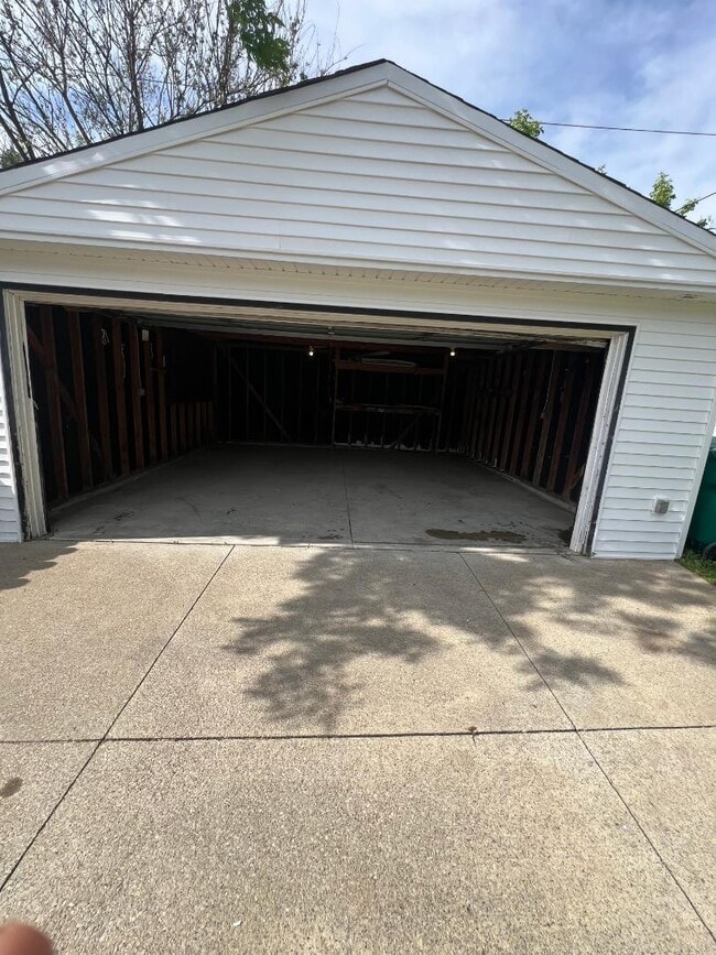 Building Photo - 14315 Tokay Ave
