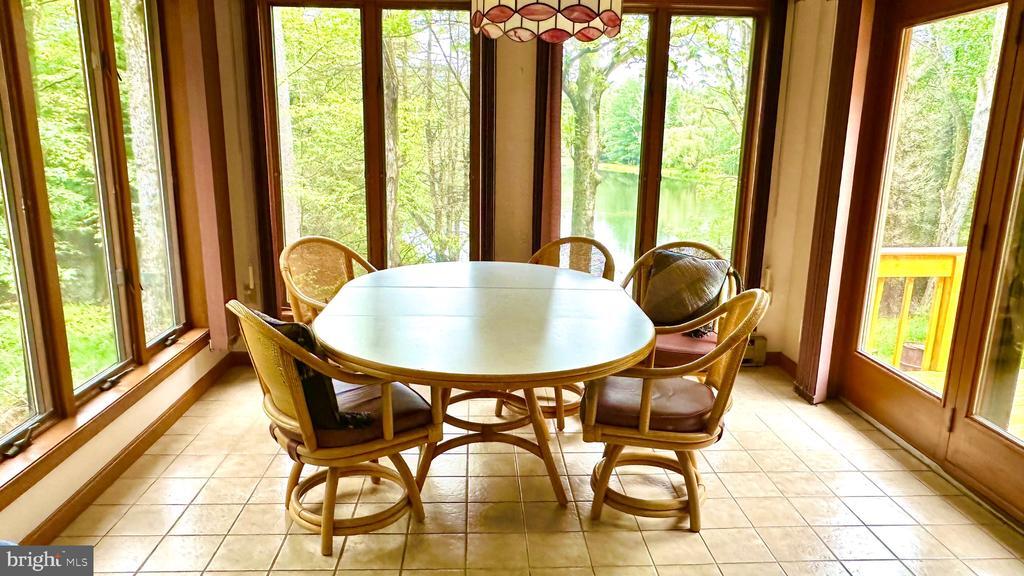 416 Stony Hedge Ln, Swiftwater, PA 18370 House Rental in Swiftwater