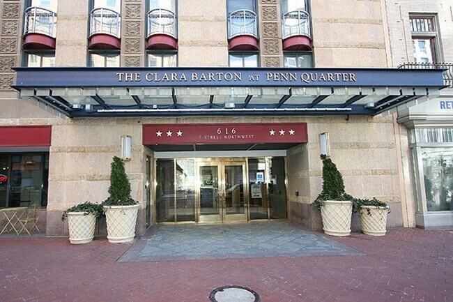 Building Photo - $400 Off! Professionally Managed, Spacious...
