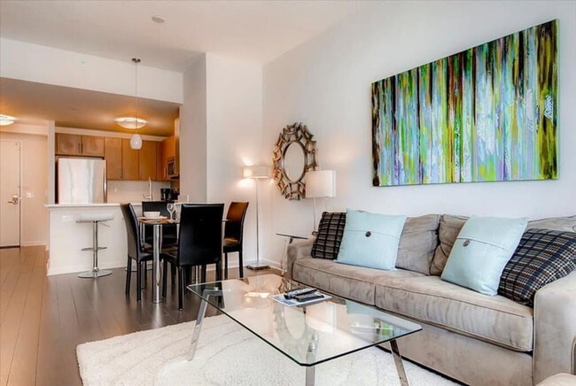 Building Photo - 388 Washington Blvd