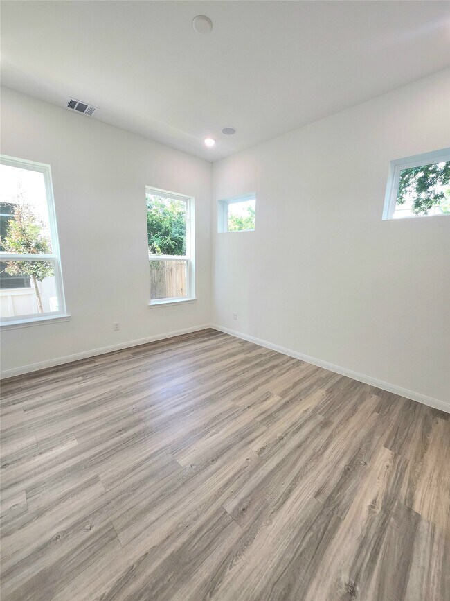 Foto del edificio - 4713 Mallow St