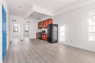 Building Photo - 1644 Atlantic Ave
