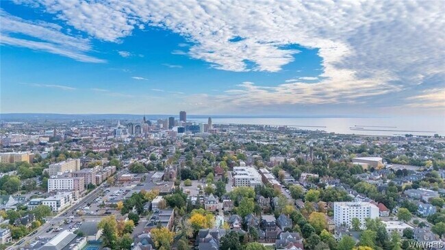 Foto del edificio - 114 Ashland Ave