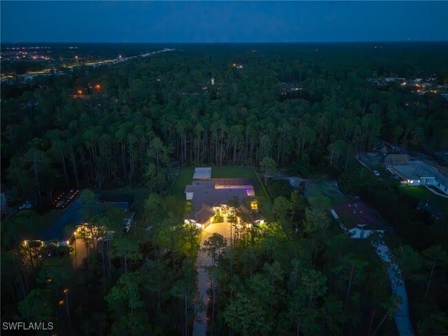 Building Photo - 618 31st St NW