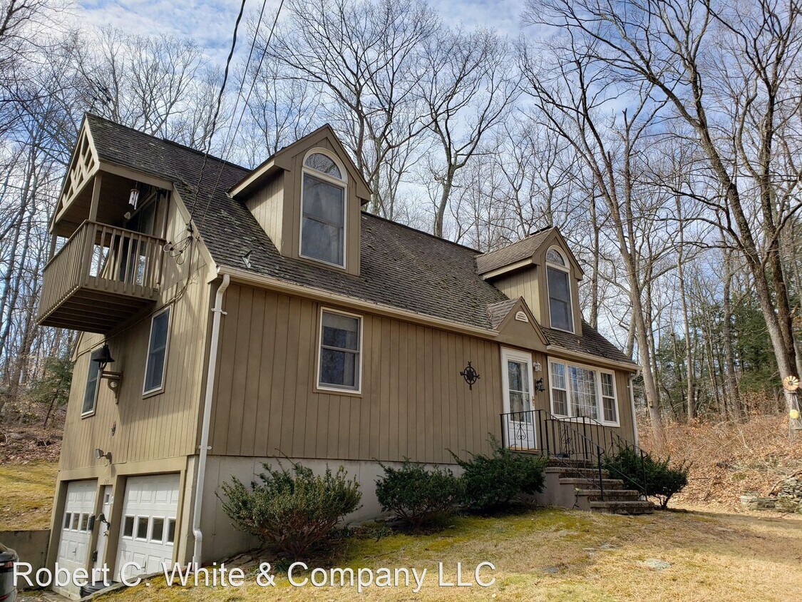 Primary Photo - 3 br, 2 bath House - 744 Route 80