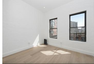 Building Photo - 245 E 30th St