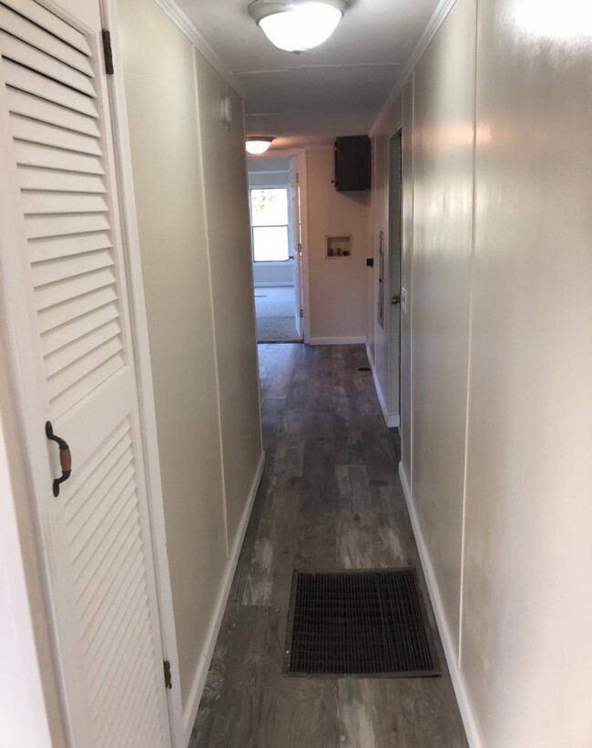 Foto del edificio - Newly remodeled 2 BDR / 1 BA