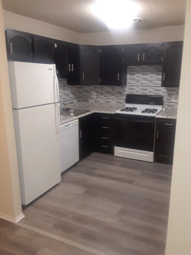 9449 Fairgreen Ln Unit 1, Philadelphia, PA 19114 Apartments in