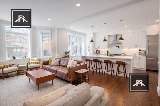 Foto del edificio - 128 Longwood Ave