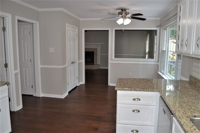 Building Photo - 4580 Mulberry Creek Dr