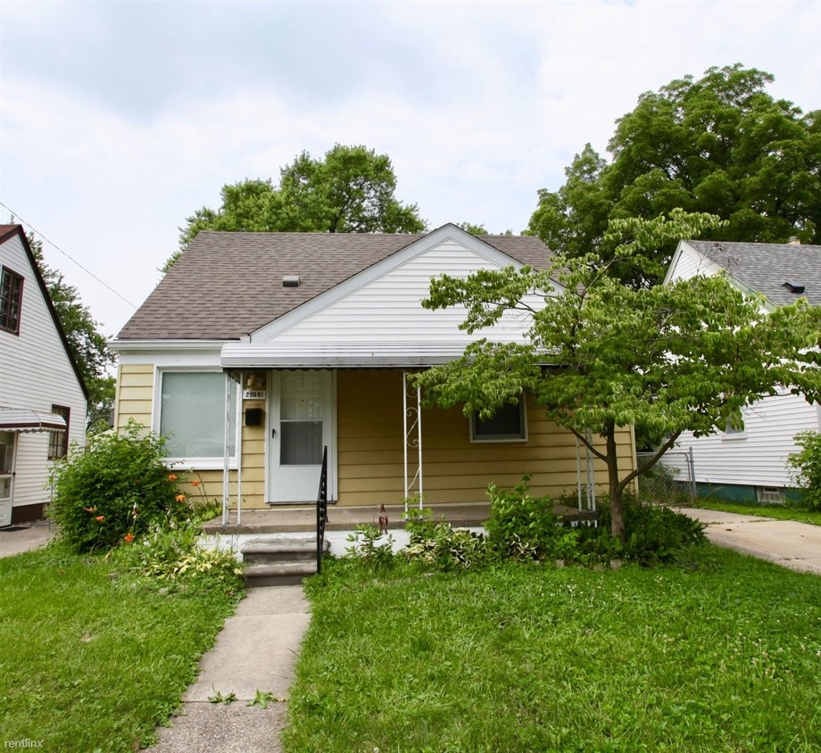 Primary Photo - 3 br, 1 bath House - 29581 Quinkert St