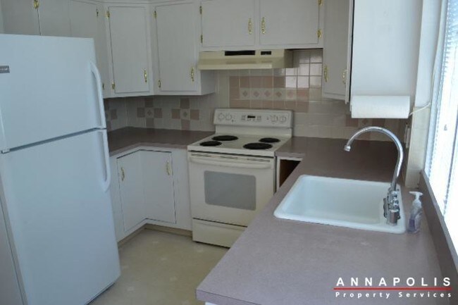 Building Photo - 1101r bay ridge avenue