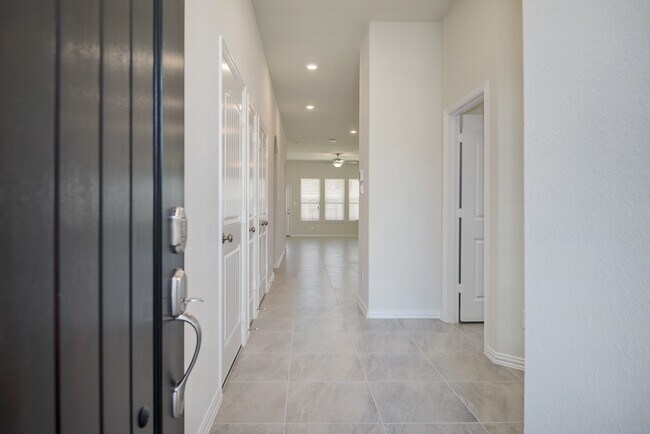 Foto del edificio - 4472 Lone Alcove Dr