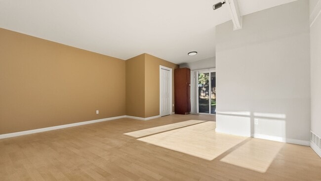 Building Photo - Bright Rambler in Quiet, Convenient Neighborhood