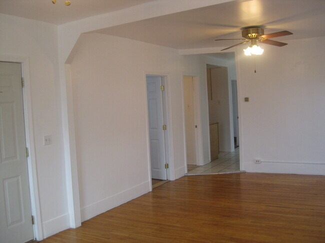 Foto del edificio - 89 Sterling St