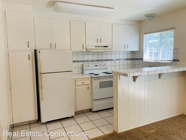 Foto del edificio - 4658 W Campbell Ave