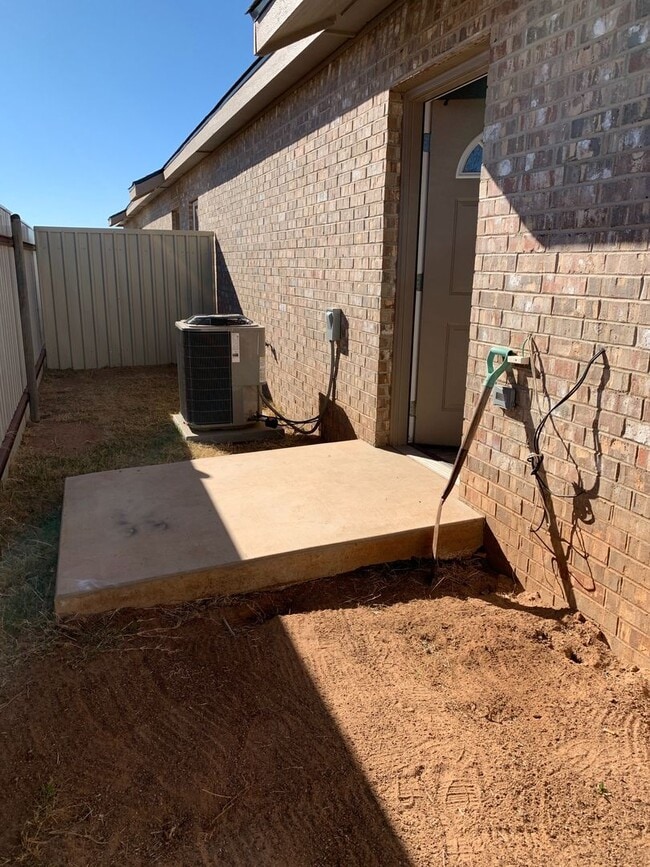 Foto del edificio - 2408 E 14th St