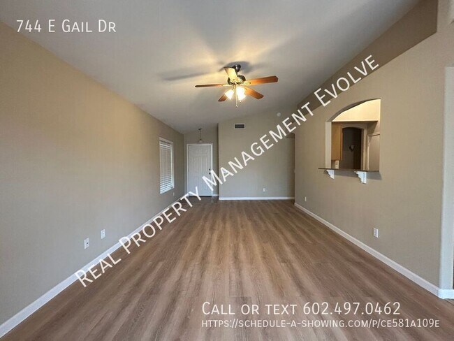 Building Photo - A GORGEOUS CHANDLER HOUSE WITH A GORGEOUS ...