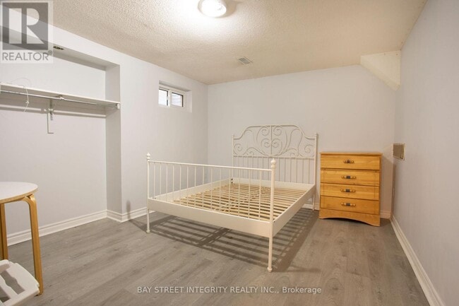 Building Photo - 87 Raymerville Dr