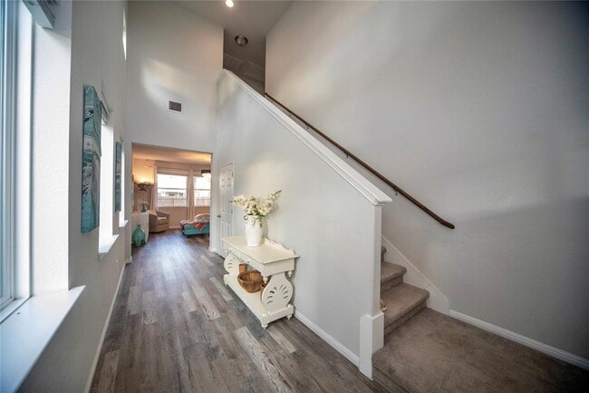 Building Photo - 6224 Mary Lewis Dr