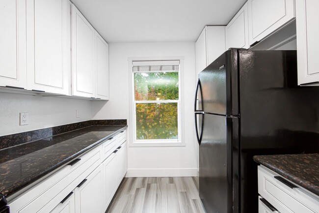 Interior Photo - Everett Cove