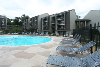 Stonegate Apartments Rentals - Manchester, MO | Apartments.com