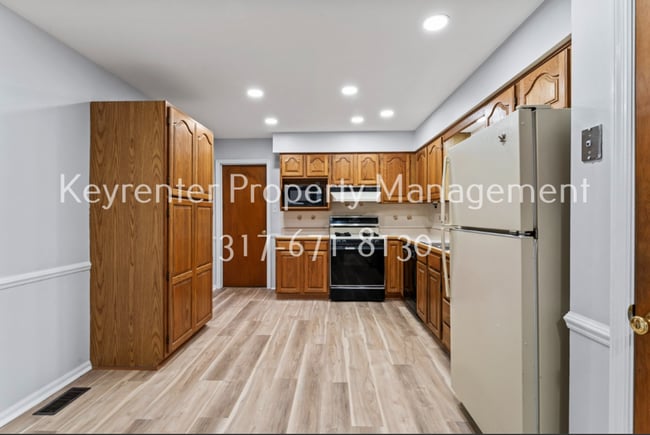 Building Photo - Limited Time Offer: Half-Month Discount on Lease Signed Before January 31st!-28 Parkwood Dr, Brow...