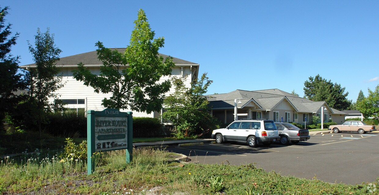 River Kourt Apartments Apartments in Eugene, OR