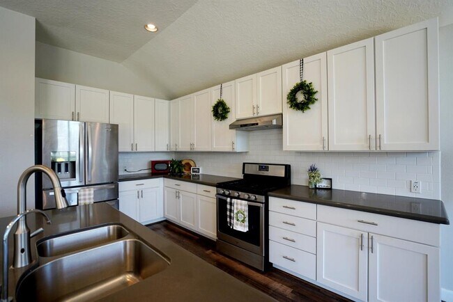 Building Photo - 3307 Ross Ln