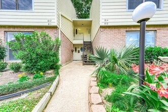 Building Photo - 14515 Wunderlich Dr
