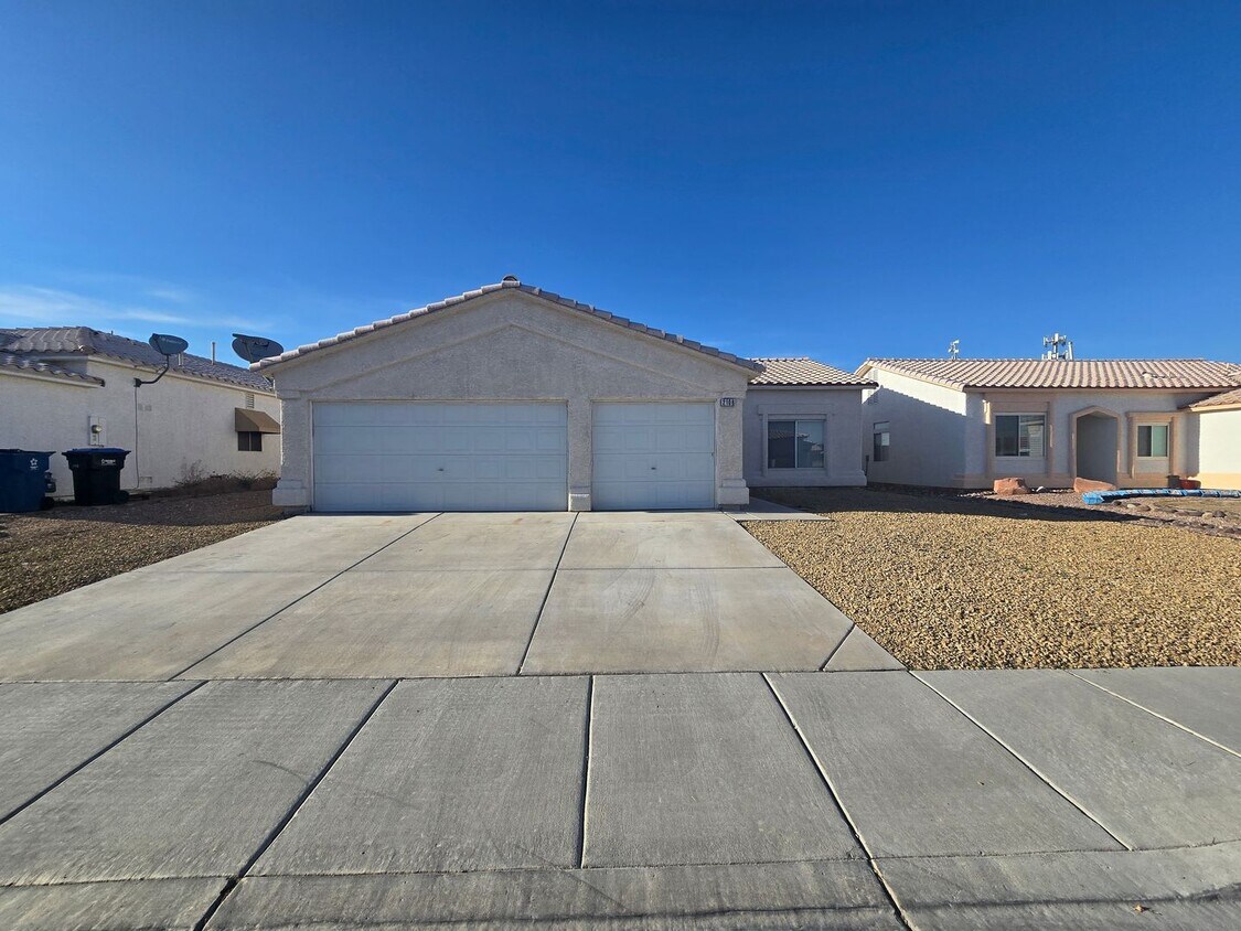 Primary Photo - Great home in North Valley