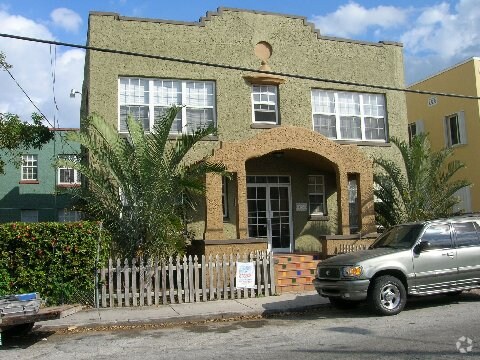 Foto del edificio - Third Street Apartments
