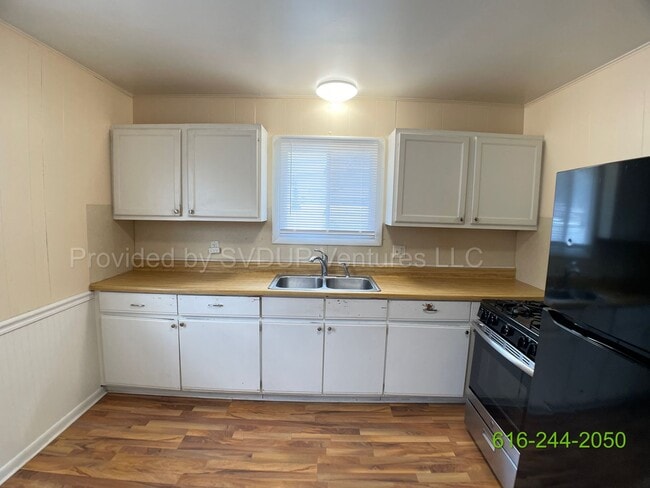 Foto del edificio - 3 Bedroom 1 Bathroom By Huff Park!!