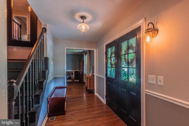 Foto del edificio - 607 Lancaster St