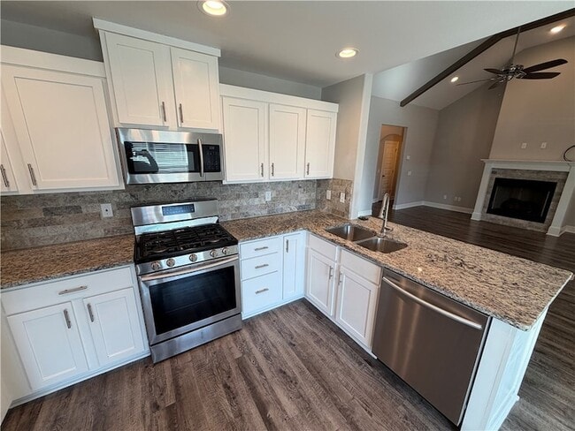 Building Photo - 6025 W Quinn St