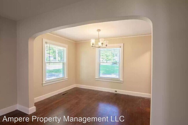 Building Photo - 3 br, 1 bath House - 126 Hunt Ave