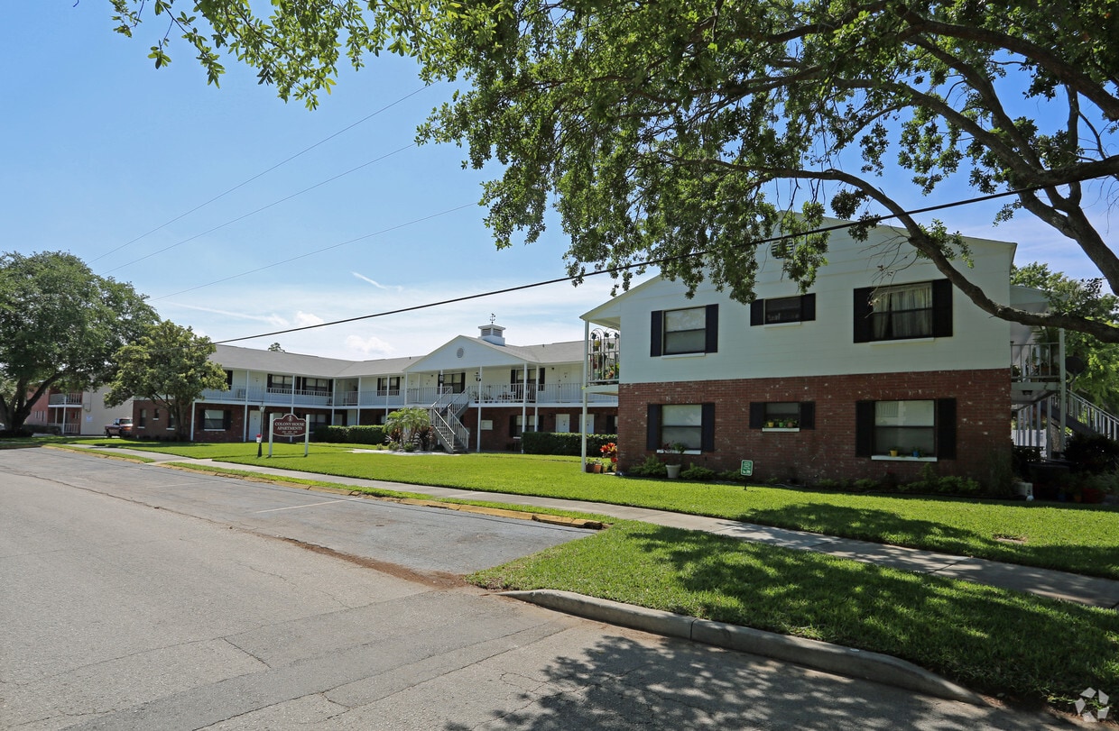 Building Photo - Colony House of Westshore