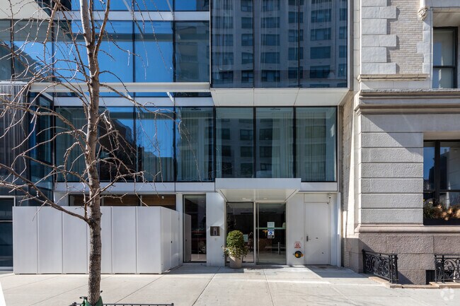 Building Photo - 57 Irving Pl