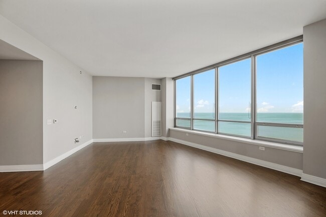 Building Photo - 600 N Lake Shore Dr