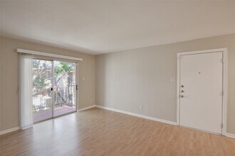 Building Photo - 12955 Woodforest Blvd