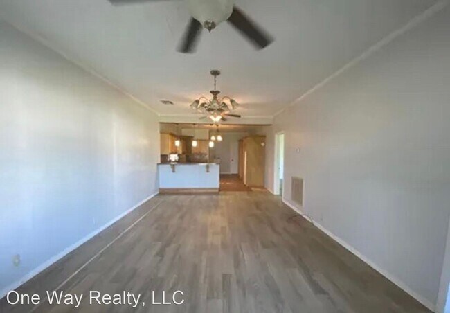 Building Photo - 3 br, 2.5 bath House - 1609 Scott Blvd