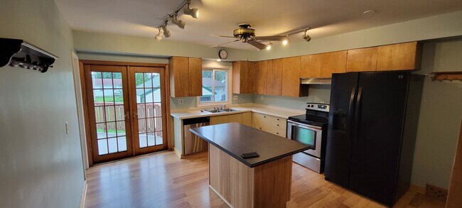 Foto del edificio - 4724 Tioga St