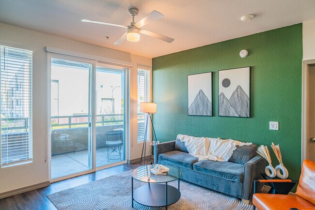 Building Photo - 9456 W Georgia Ave