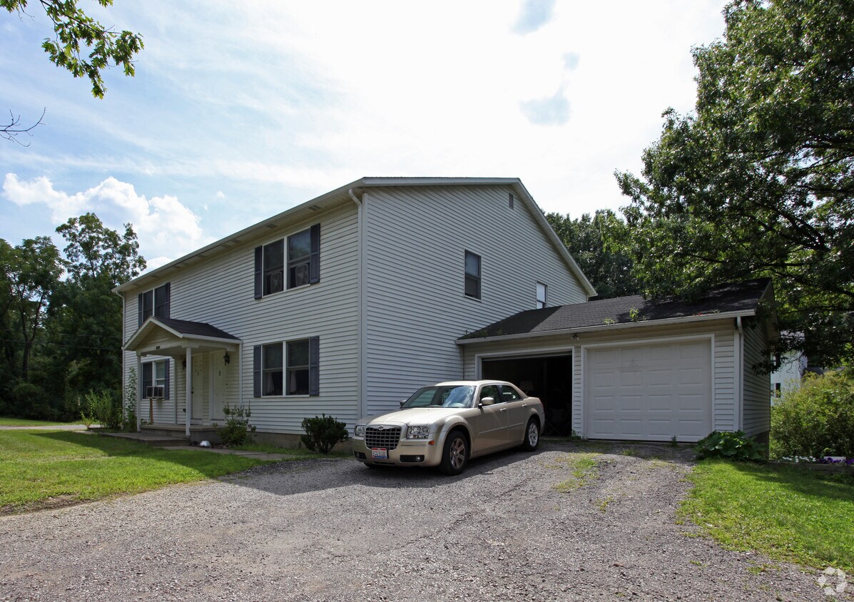 Foto del edificio - 7054 Auburn Rd