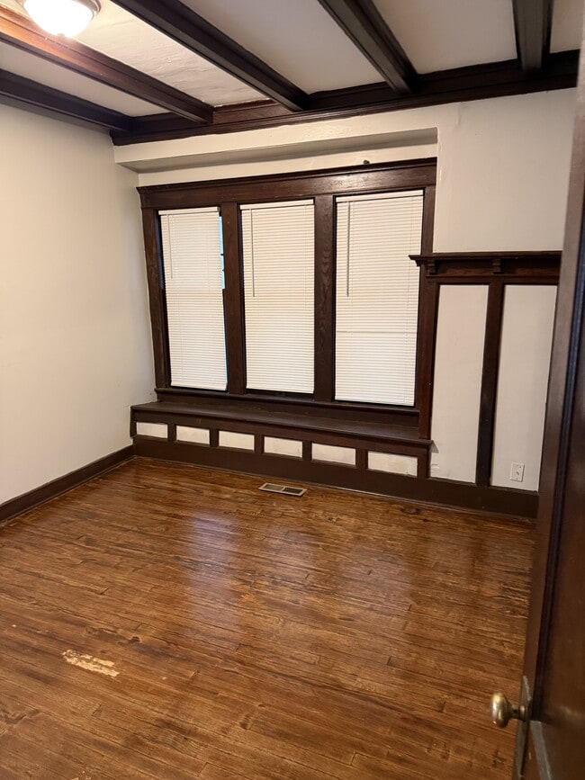 Building Photo - 2124 N 45th St