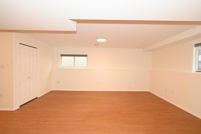 Building Photo - 2 bedroom in Prince George BC V2L 2L9